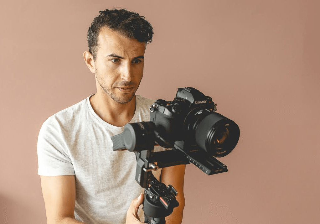 Zakelijke portretfoto van ondernemer tijdens branding shoot – MJ Photography